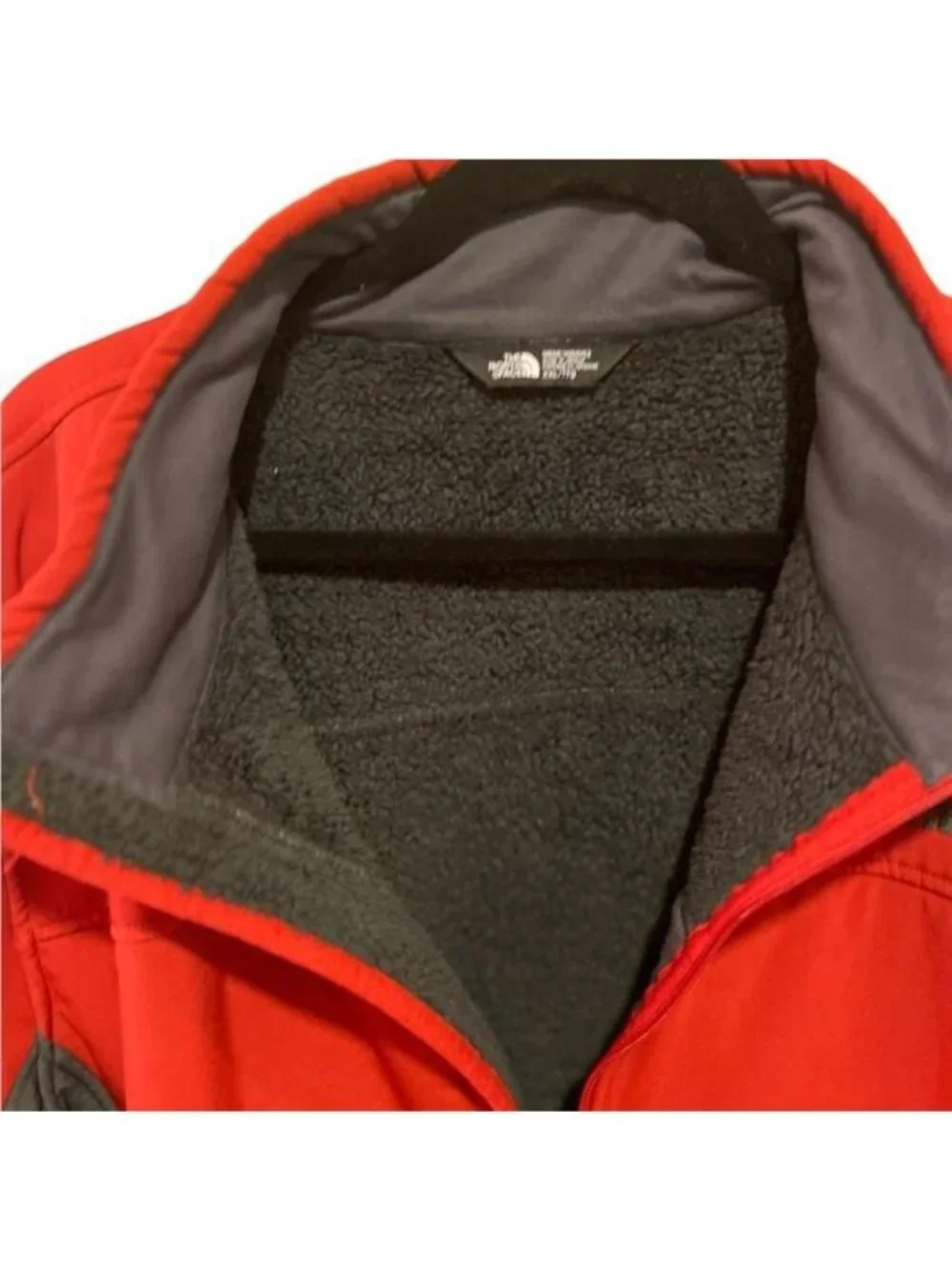 The North Face Men’s Jacket Size XXL Soft Shell Red with Gray Detail Windwall